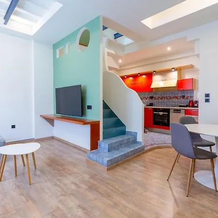 K28 Maisonette Апартаменты Каламата